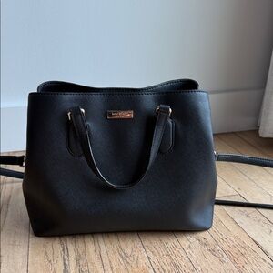 Kate Spade Laurel Way Evangelie satchel made of Saffiano leather
